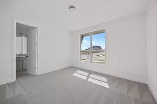 141 Cloverton Cres, Hutto, TX 78634 - Photo 16