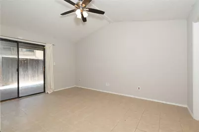 1202 Thorpe Lane #315, San Marcos, TX 78666 - Photo 8