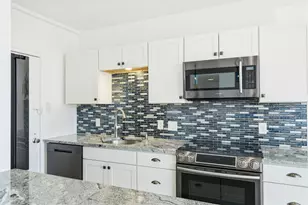 1801 Lavaca St, Austin, TX 78701 - Photo 2