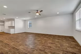 14307 Macquarie Dr, Pflugerville, TX 78660 - Photo 10