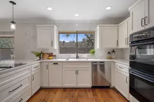 10601 Spicewood Pkwy, Austin, TX 78750 - Photo 16