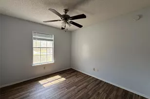 1914 Hollow Ridge Dr, Cedar Park, TX 78613 - Photo 4