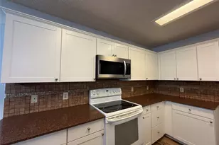 1914 Hollow Ridge Dr, Cedar Park, TX 78613 - Photo 6