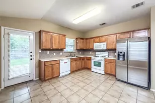 2320 Pearson Way, Round Rock, TX 78665 - Photo 4
