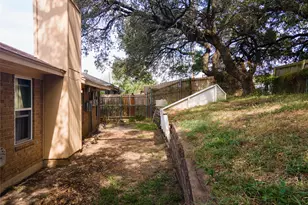 2210 Barry Dr, Killeen, TX 76543 - Photo 22