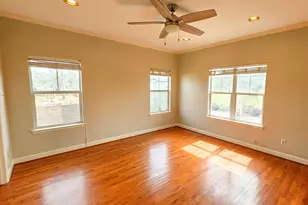 1021 Wakefield Dr, Houston, TX 77018 - Photo 8