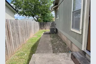 16037 Fitchburg Circle, Pflugerville, TX 78660 - Photo 16