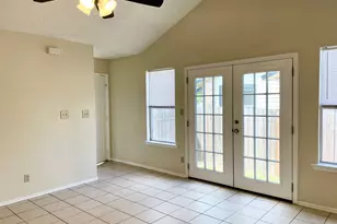 16037 Fitchburg Cir, Pflugerville, TX 78660 - Photo 8