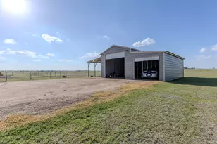 4846 Co Rd 327, Granger, TX 76530 - Photo 6