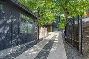 4606 Ledesma Rd, Austin, TX 78721 - Photo 4