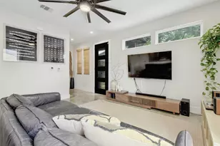 4606 Ledesma Rd, Austin, TX 78721 - Photo 8