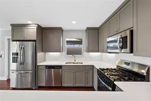 1305 Glenwood Dr, Austin, TX 78723 - Photo 2