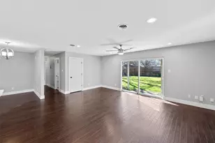1305 Glenwood Dr, Austin, TX 78723 - Photo 10