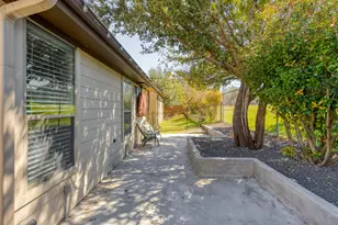 2001 Faro Dr, Austin, TX 78741 - Photo 34