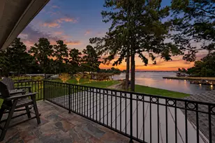 201 Lake Walden Cove, Montgomery, TX 77356 - Photo 2