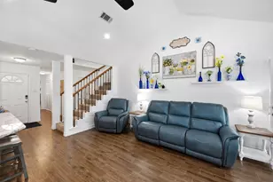 201 Lake Walden Cove, Montgomery, TX 77356 - Photo 8