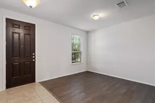 146 Russet Trl, Georgetown, TX 78628 - Photo 4