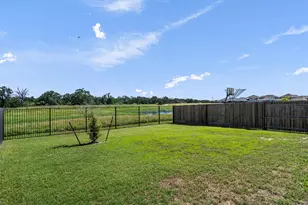146 Russet Trl, Georgetown, TX 78628 - Photo 32