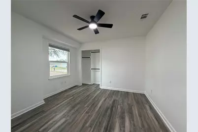 21837 Ticonderoga Avenue, Lago Vista, TX 78645 - Photo 16