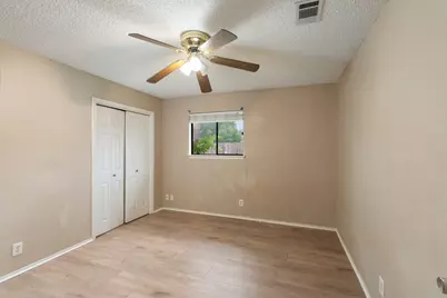 8703 Clearbrook Trail, Austin, TX 78729 - Photo 8