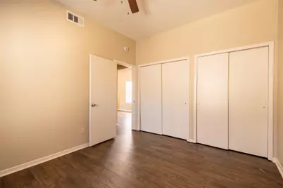712 Graham Place #305, Austin, TX 78705 - Photo 16