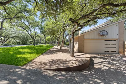 6106 Mountainclimb Drive, Austin, TX 78731 - Photo 2