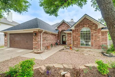 1209 Lacey Oak Loop, Round Rock, TX 78681 - Photo 2