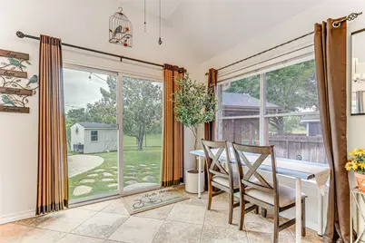 1209 Lacey Oak Loop, Round Rock, TX 78681 - Photo 16