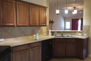 220 Gainer Dr, Hutto, TX 78634 - Photo 4