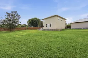 330 Howard Ln, Buda, TX 78610 - Photo 32