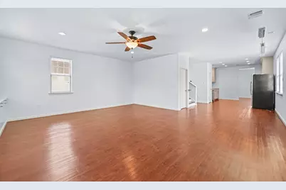 330 Howard Lane, Buda, TX 78610 - Photo 10