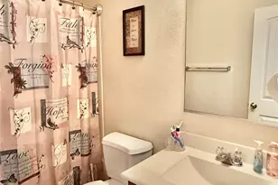 18309 Wind Tree Ln, Elgin, TX 78621 - Photo 22