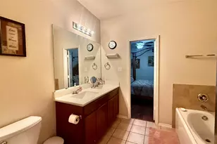 18309 Wind Tree Ln, Elgin, TX 78621 - Photo 16