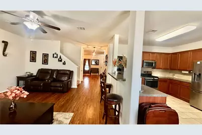 18309 Windtree Lane, Elgin, TX 78621 - Photo 6
