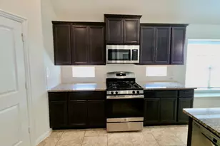 615 Linares Ln, Austin, TX 78748 - Photo 8