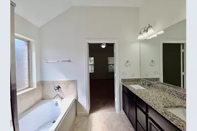 615 Linares Lane, Austin, TX 78748 - Photo 14