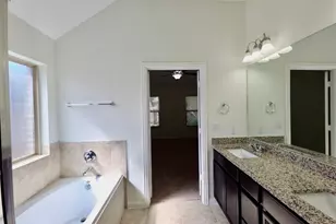 615 Linares Ln, Austin, TX 78748 - Photo 14