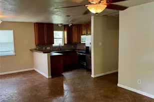 8013 Lazy Ln, Austin, TX 78757 - Photo 2