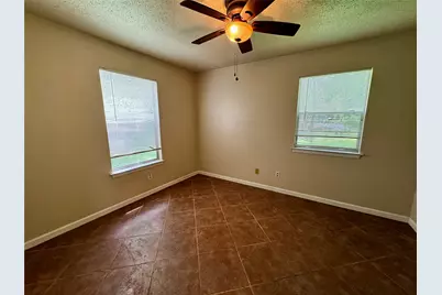 8013 Lazy Lane #B, Austin, TX 78757 - Photo 6