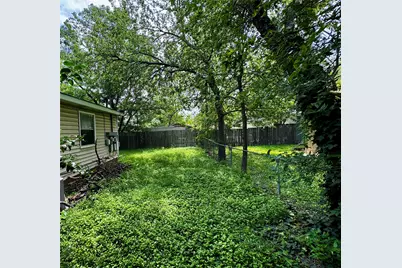 8013 Lazy Lane #B, Austin, TX 78757 - Photo 12