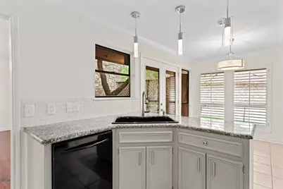 10505 Ronwood Drive, Austin, TX 78750 - Photo 8