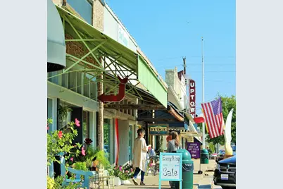 1607 Johnson Avenue, Marble Falls, TX 78654 - Photo 8