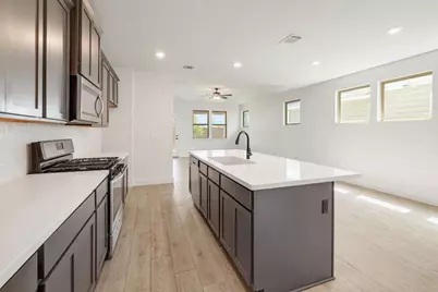 6111 Dumfries Lane, Austin, TX 78744 - Photo 12