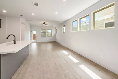 6111 Dumfries Lane, Austin, TX 78744 - Photo 8