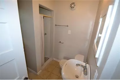808 E 46th Street #B, Austin, TX 78751 - Photo 8