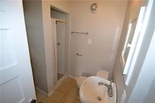 808 E 46th St, Austin, TX 78751 - Photo 8