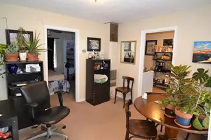 808 E 46th St, Austin, TX 78751 - Photo 6