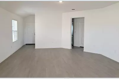 107 Imola Street, Hutto, TX 78634 - Photo 12