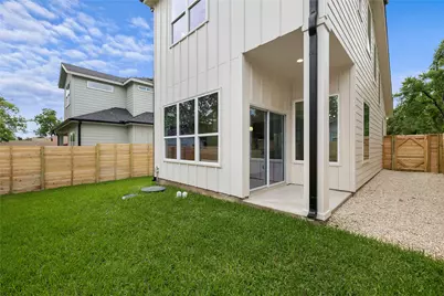 1700 Pennsylvania Avenue, Austin, TX 78702 - Photo 24