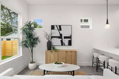 1700 Pennsylvania Avenue, Austin, TX 78702 - Photo 8